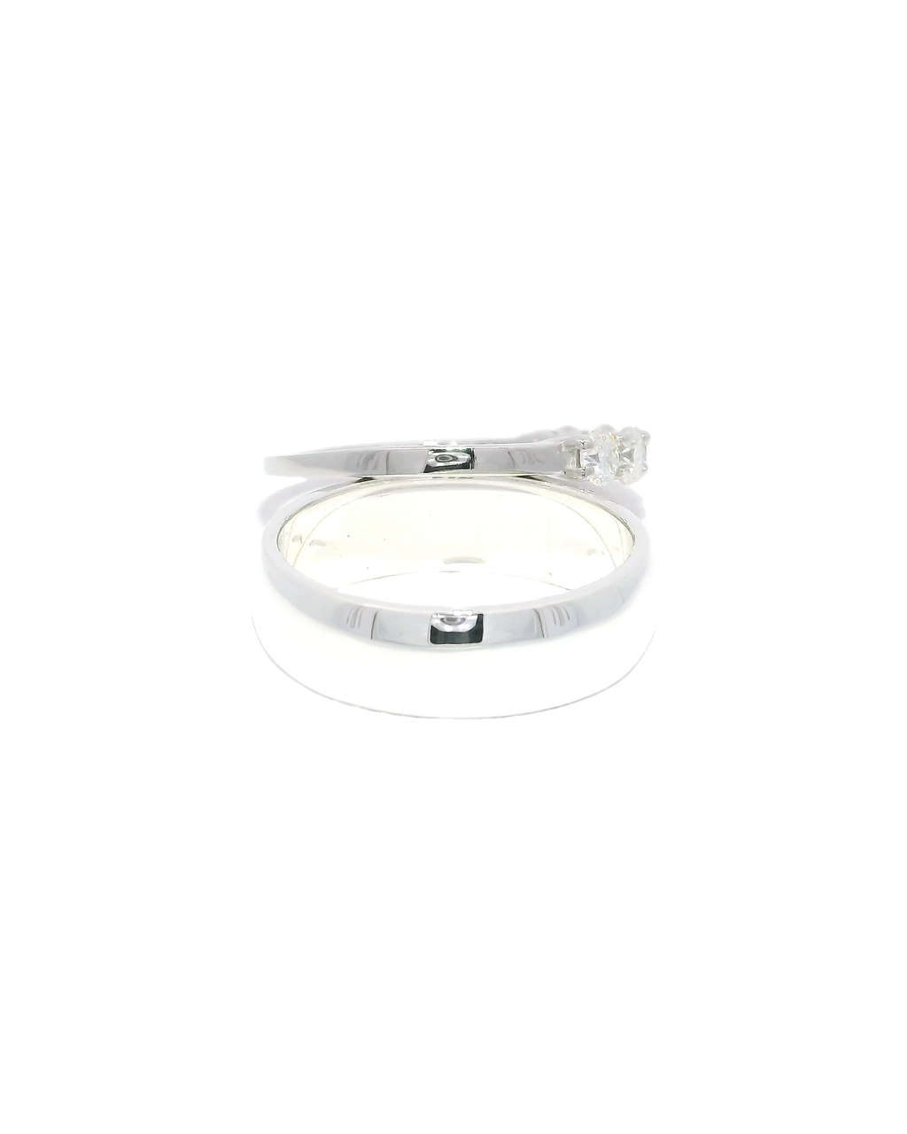 Anillos de matrimonio en oro blanco 18k ley liso y medio cintillo