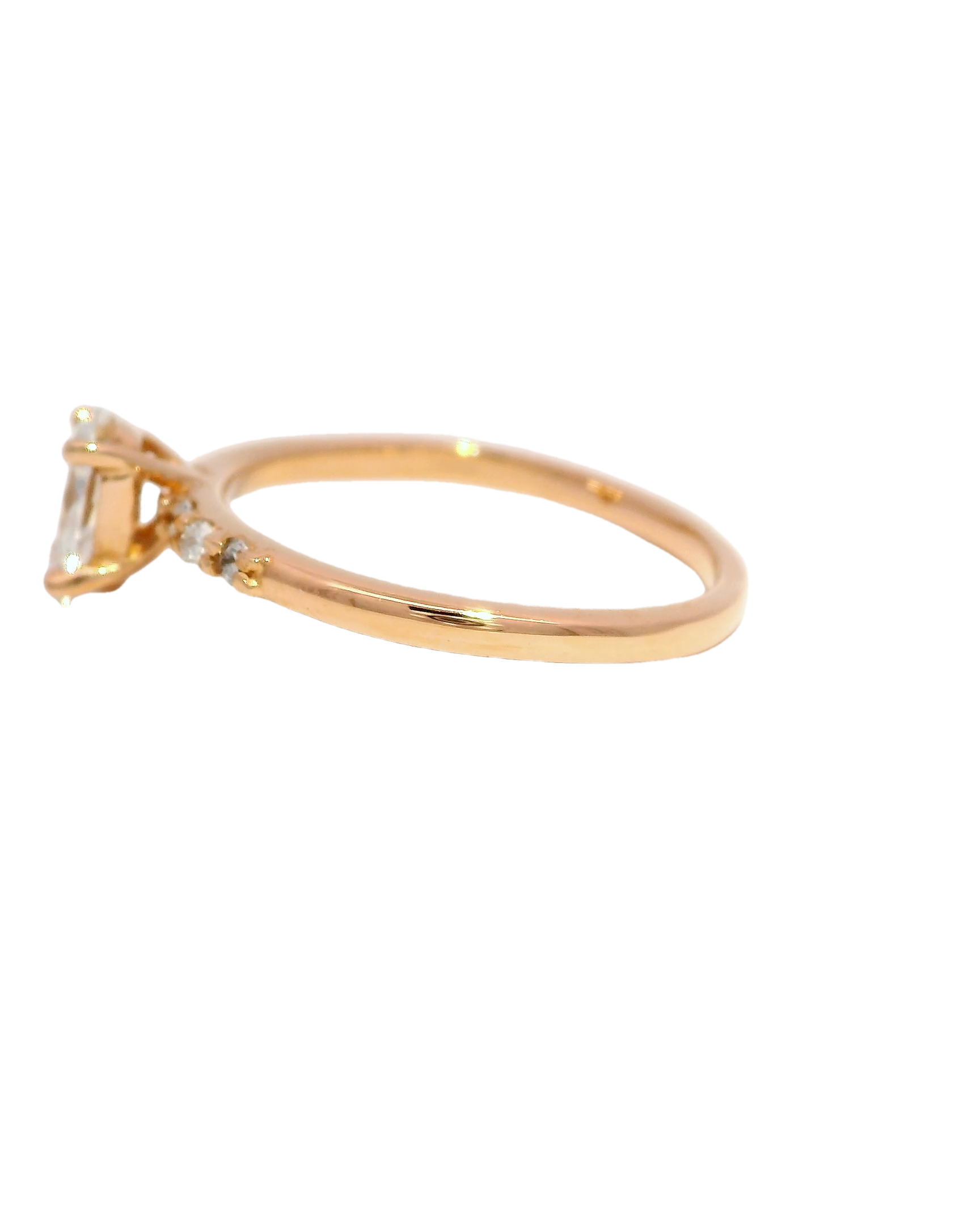 Solitario Oro Rosa 18k ley con diamante diamante gota