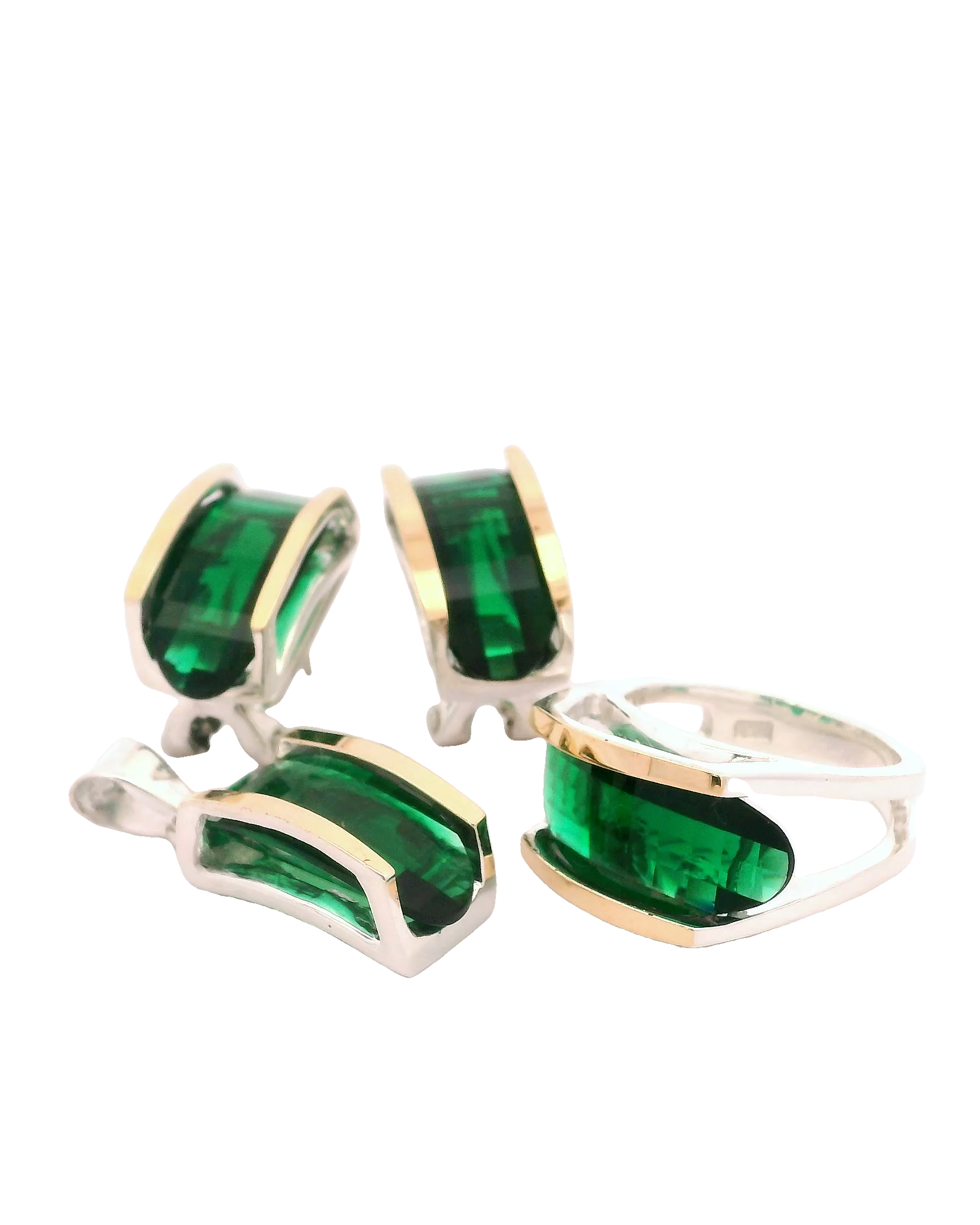 Conjunto de joyas con zircón color esmeralda
