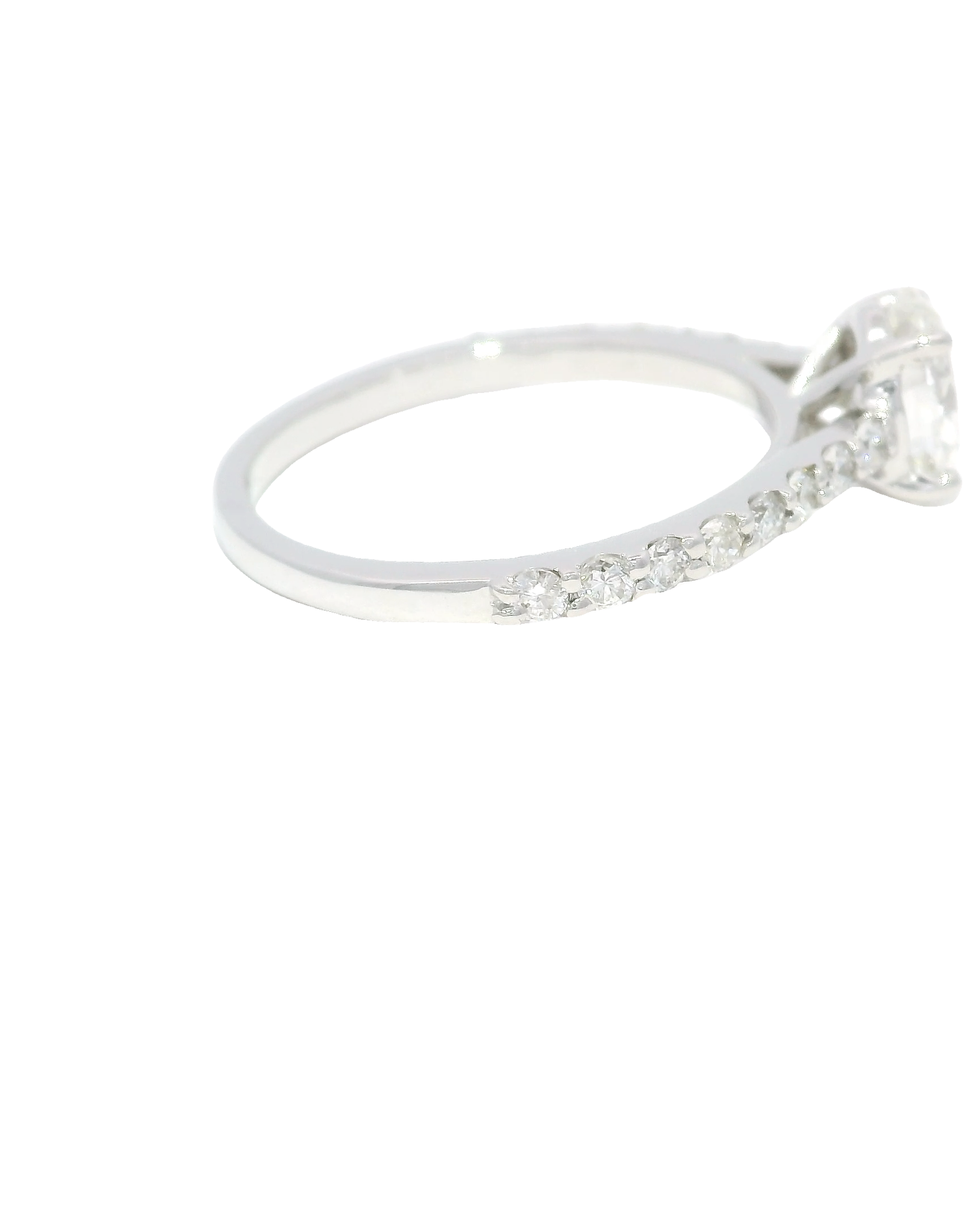 Anillo de compromiso oval oro blanco 18k ley