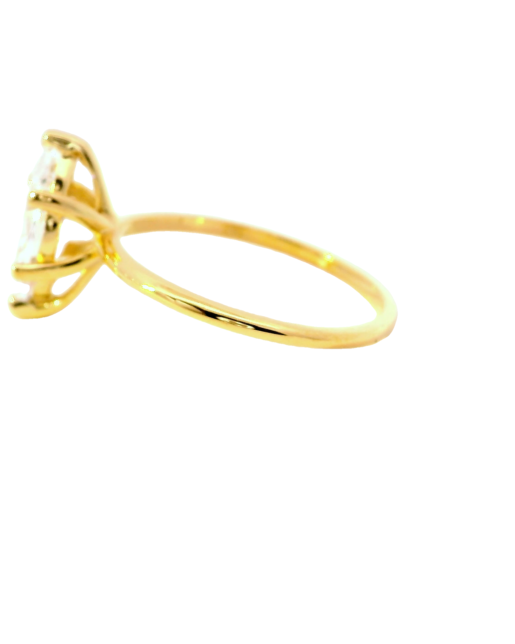 Anillo de compromiso en oro amarillo 18k ley con marquesa