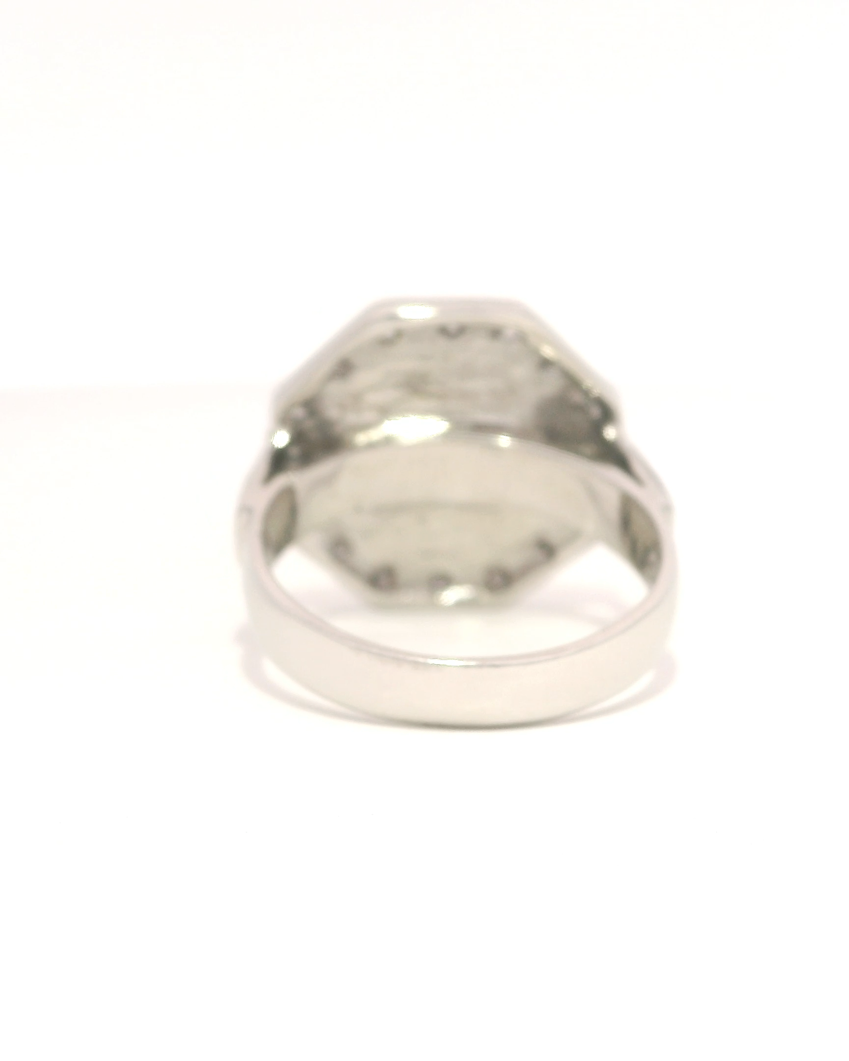 Anillo de Grado Oro blanco 18k con diamantes naturales