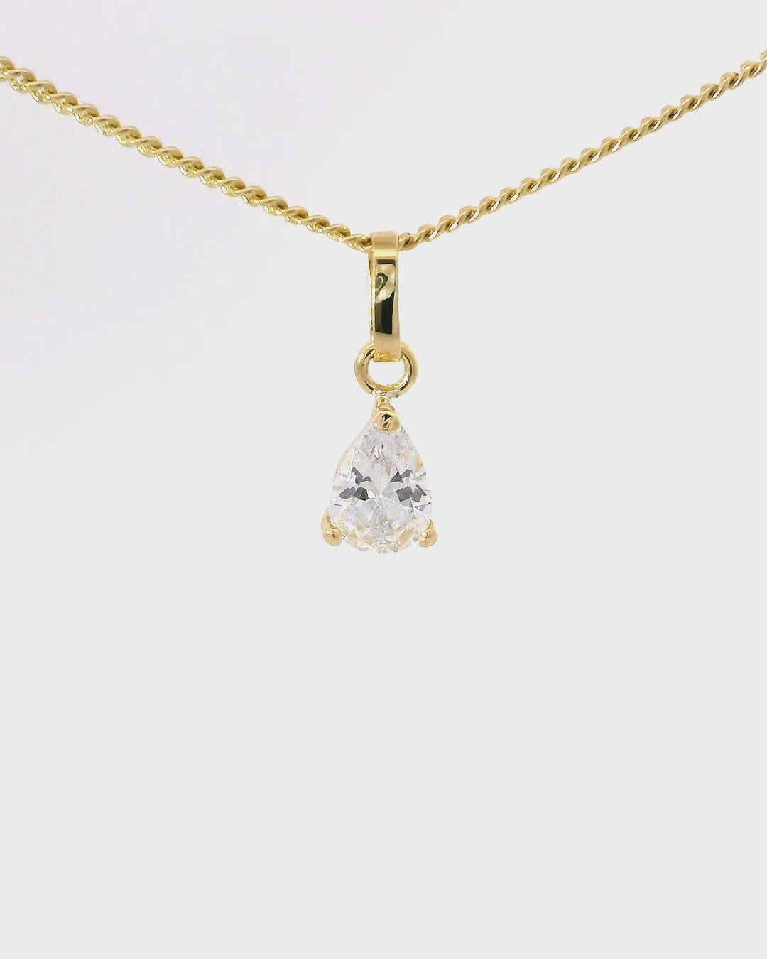 Elegante colgante de oro amarillo 18k ley en piedra gota