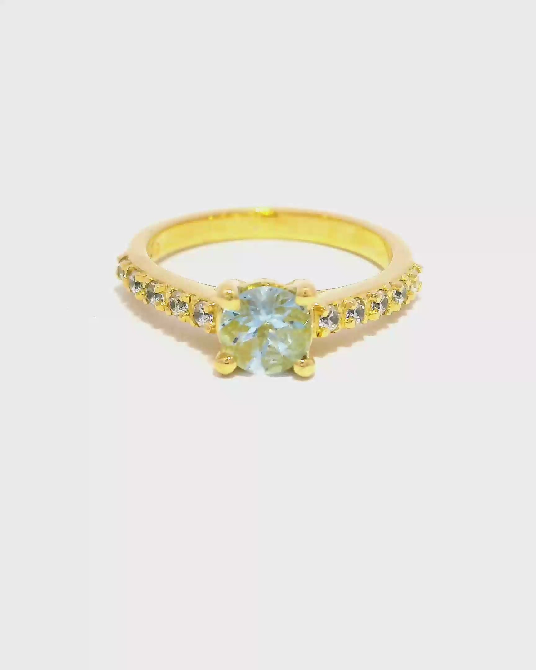 Anillo Solitario de Oro amarillo con Aguamarina 18K Ley