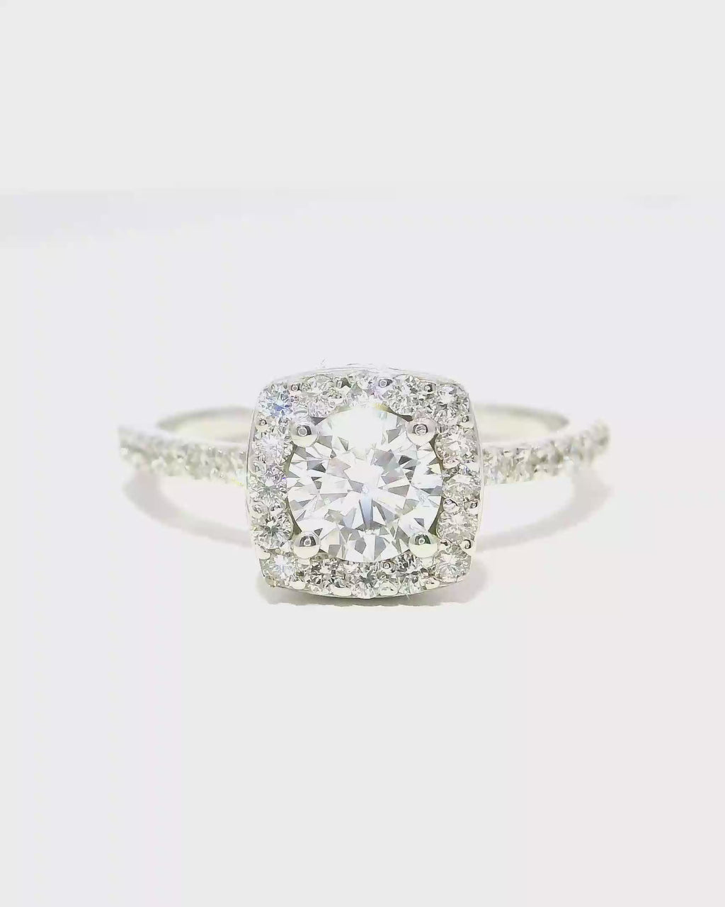 Anillo de Compromiso Oro Blanco 18k Ley con Halo