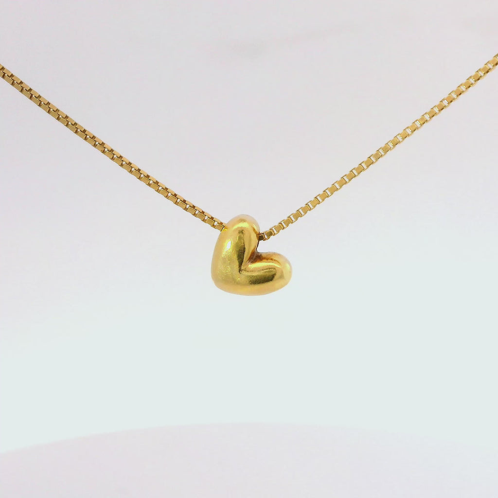 Colgante de corazón en oro amarillo 18k ley